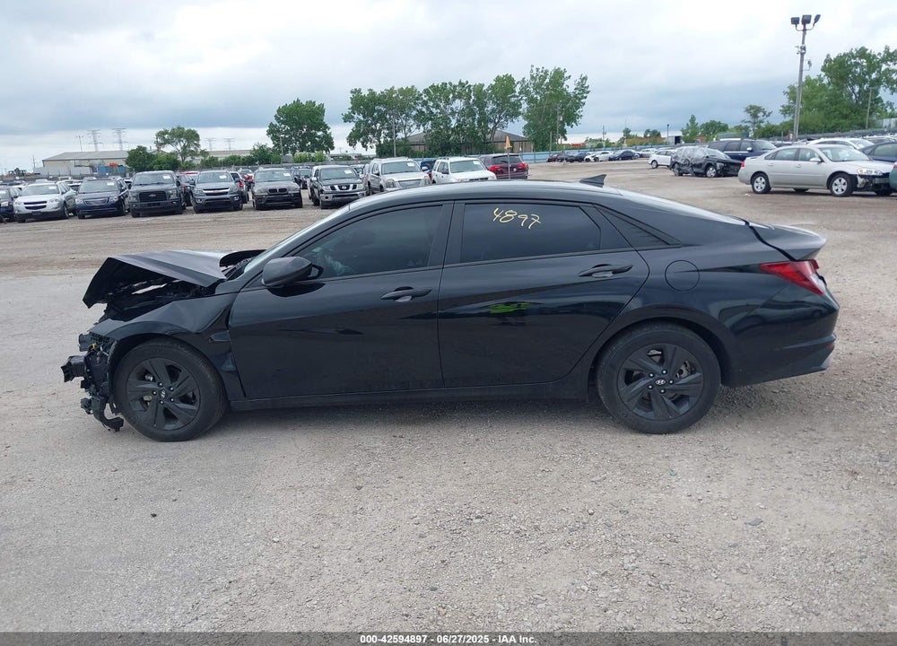2023 HYUNDAI ELANTRA SEL VIN: 5NPLM4AG2PH093458