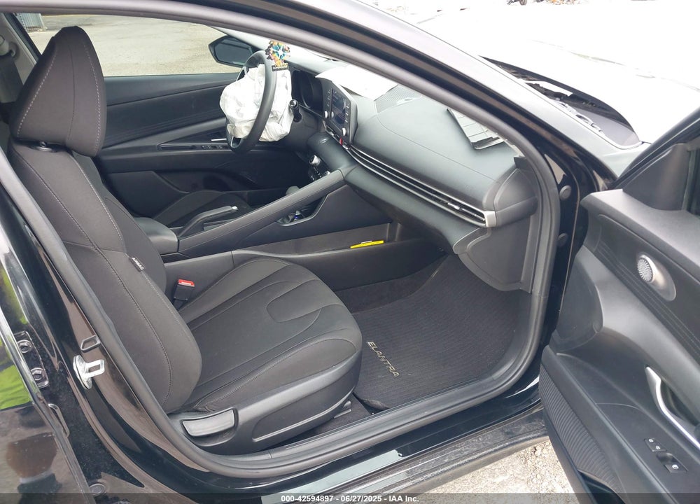 2023 HYUNDAI ELANTRA SEL VIN: 5NPLM4AG2PH093458