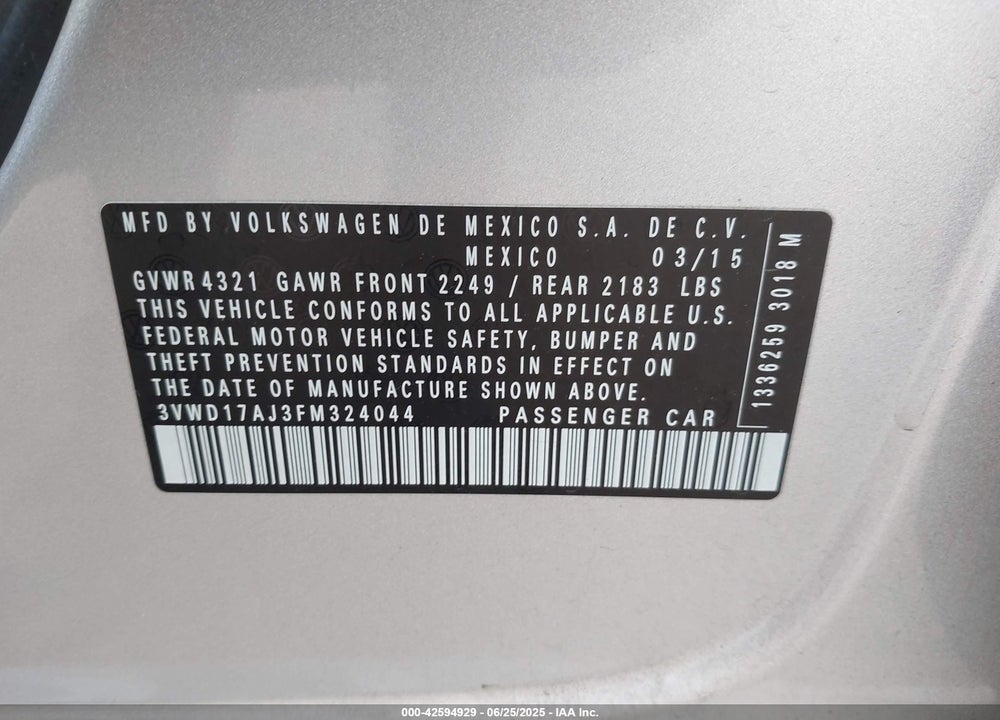 2015 VOLKSWAGEN JETTA VIN: 3VWD17AJ3FM324044