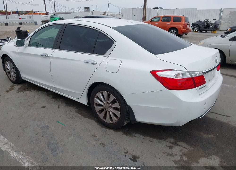 2013 HONDA ACCORD VIN: 1HGCR2F84DA071599