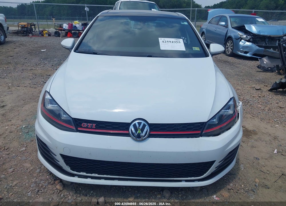 2017 VOLKSWAGEN GOLF VIN: 3VW547AU1HM054806
