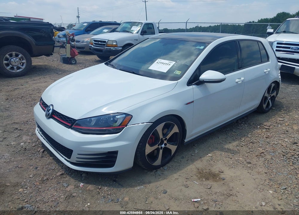 2017 VOLKSWAGEN GOLF VIN: 3VW547AU1HM054806