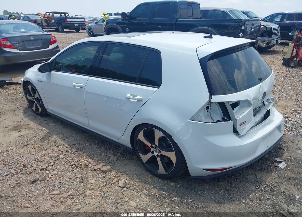 2017 VOLKSWAGEN GOLF VIN: 3VW547AU1HM054806