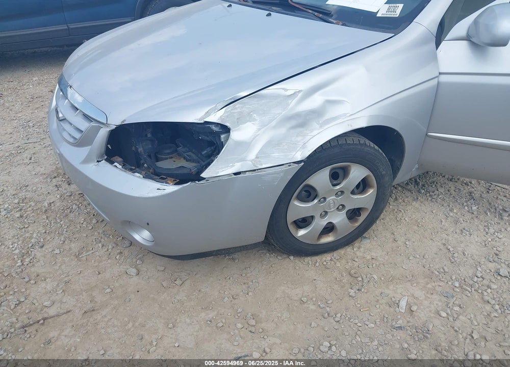 2006 KIA SPECTRA VIN: KNAFE121965310793