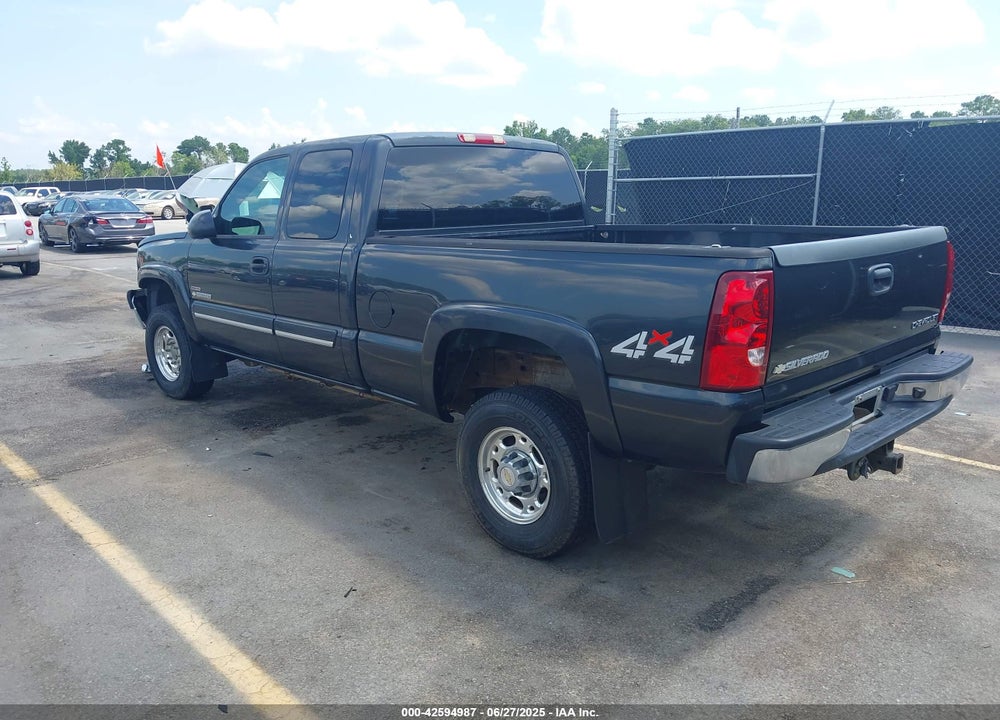 2003 CHEVROLET SILVERADO 2500HD LS VIN: 1GCHK29153E264570