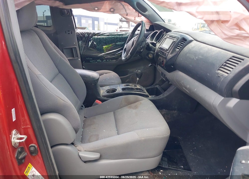 2015 TOYOTA TACOMA VIN: 5TFTX4CN4FX064582