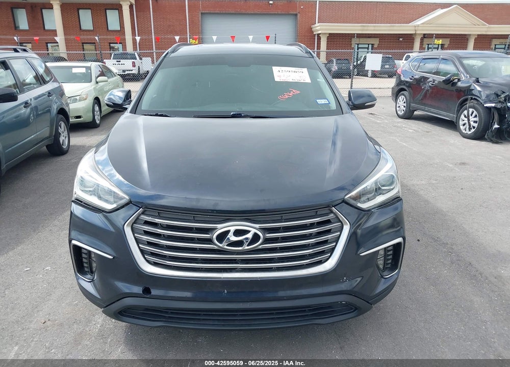 2017 HYUNDAI SANTA FE VIN: KM8SN4HF5HU205582