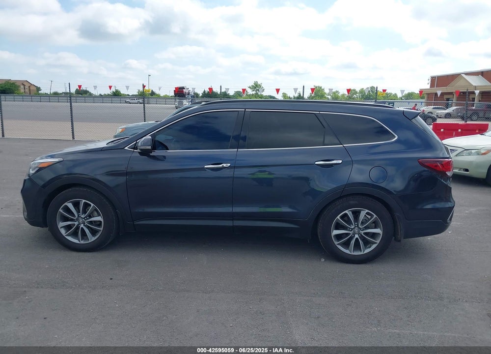 2017 HYUNDAI SANTA FE VIN: KM8SN4HF5HU205582
