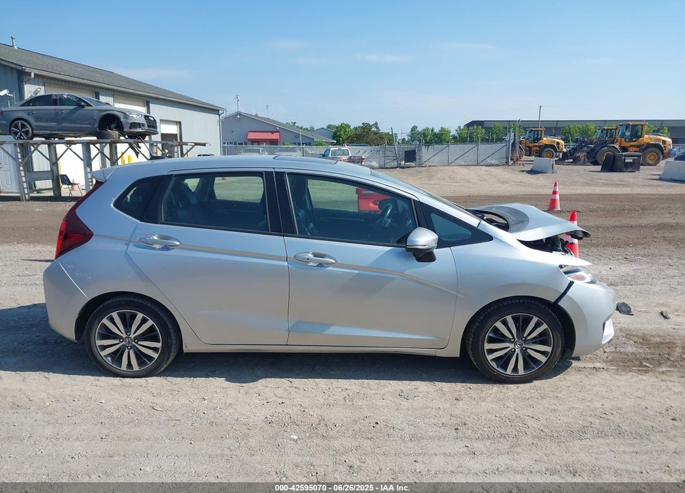 2015 HONDA FIT VIN: 3HGGK5H80FM707753