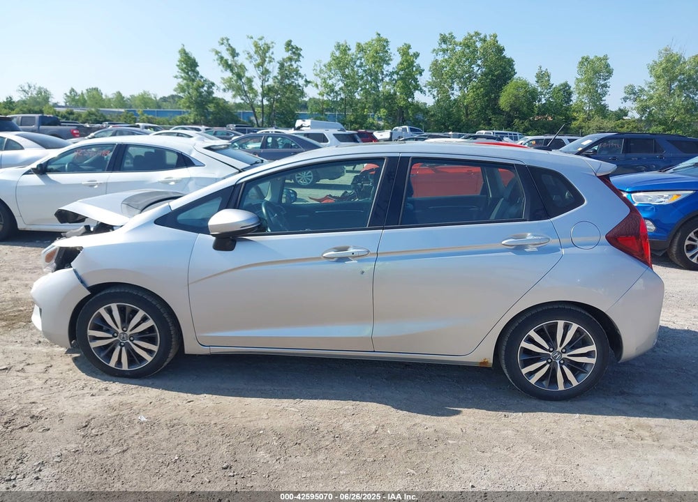 2015 HONDA FIT VIN: 3HGGK5H80FM707753