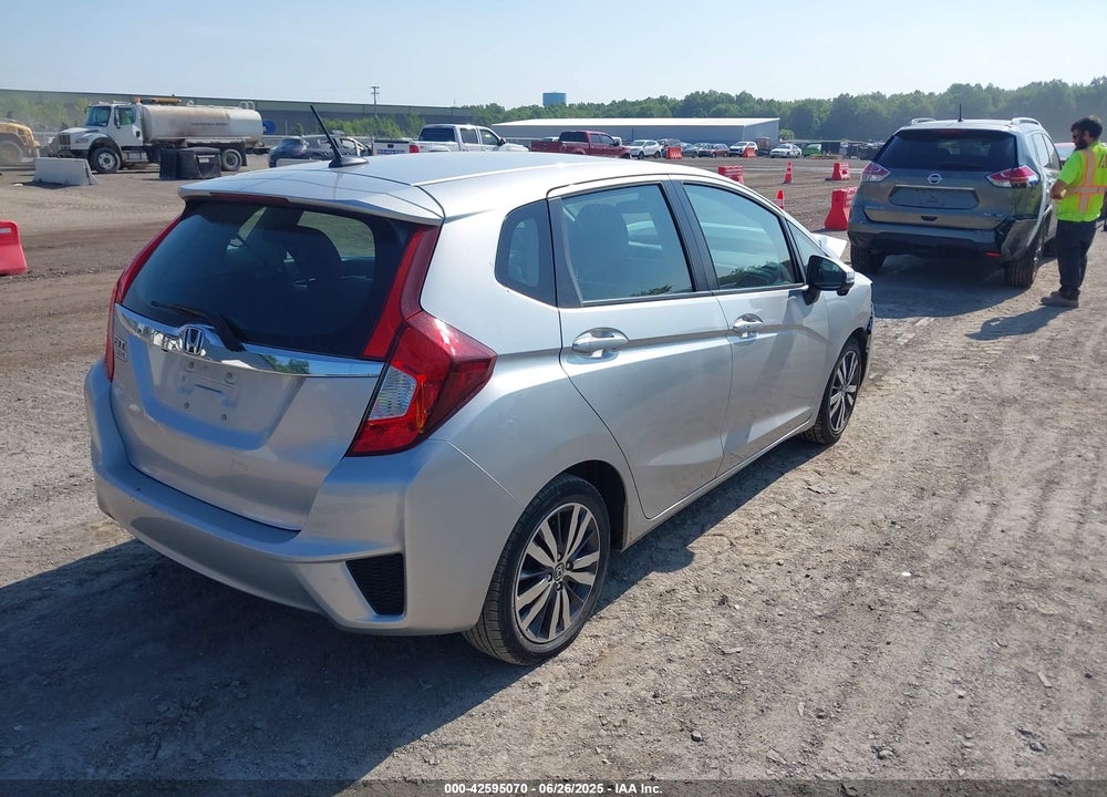 2015 HONDA FIT VIN: 3HGGK5H80FM707753
