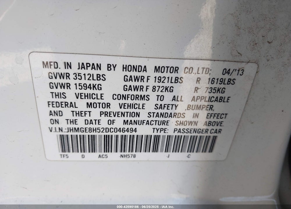 2013 HONDA FIT VIN: JHMGE8H52DC046494