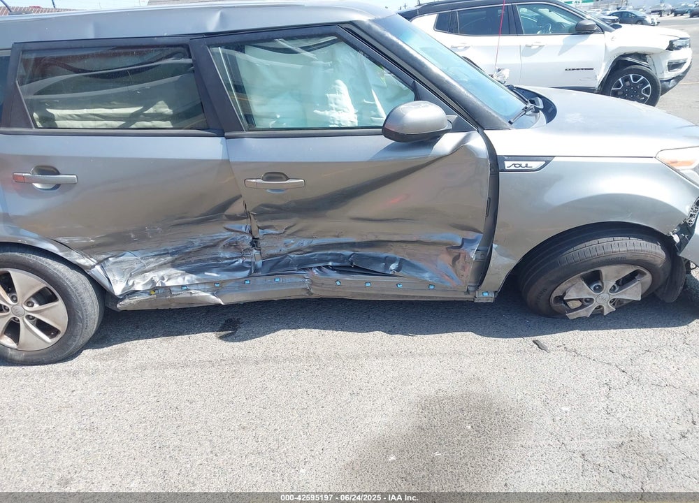 2015 KIA SOUL VIN: KNDJN2A27F7189229