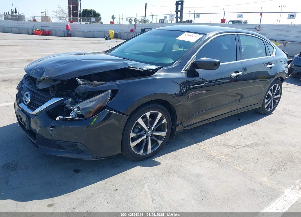 2017 NISSAN ALTIMA VIN: 1N4AL3AP1HN359323