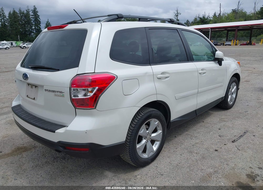 2015 SUBARU FORESTER VIN: JF2SJADC9FH808164