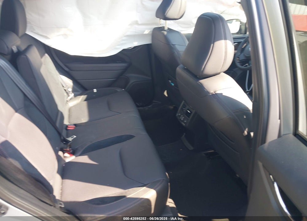 2025 SUBARU FORESTER VIN: JF2SLDTC8SH423511