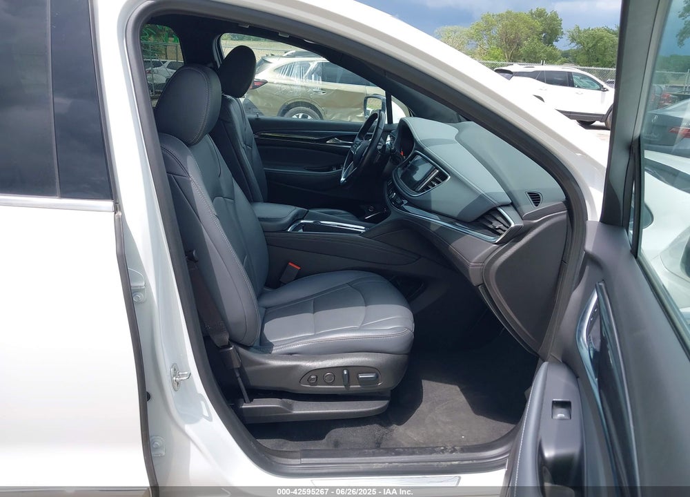 2024 BUICK ENCLAVE VIN: 5GAEVBKW6RJ116218