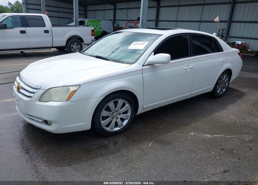2005 TOYOTA AVALON XLS VIN: 4T1BK36B15U001571