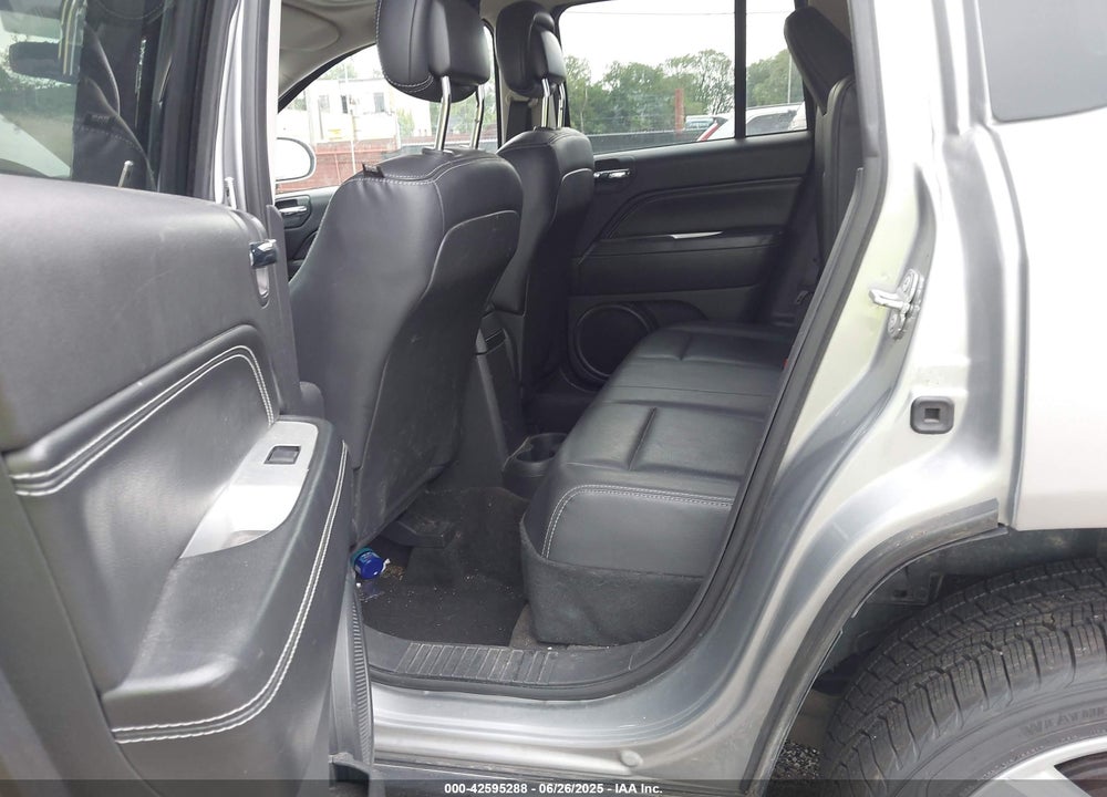 2014 JEEP COMPASS VIN: 1C4NJCEA4ED887740