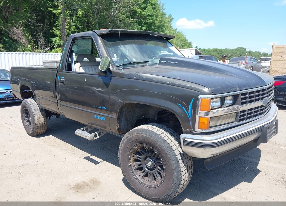 1988 CHEVROLET GMT-400 K2500 VIN: 2GCFK24K5J1302224