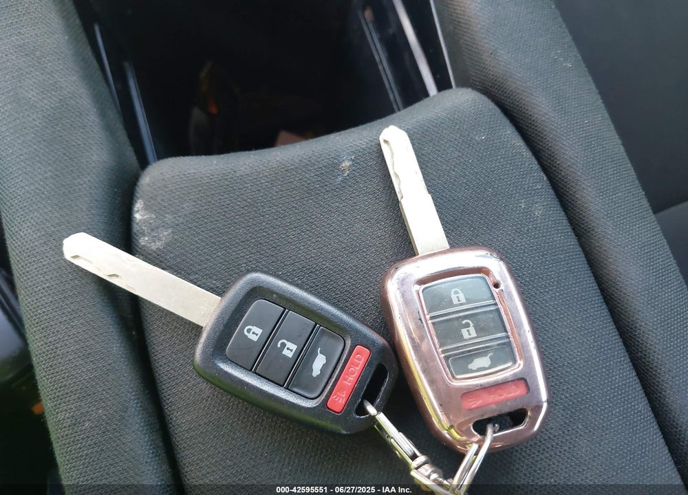 2020 HONDA CIVIC VIN: SHHFK7H3XLU216020