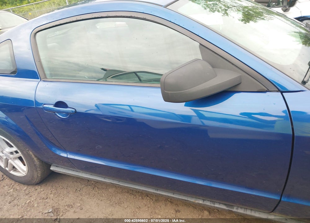 2009 FORD MUSTANG VIN: 1ZVHT80N795142637