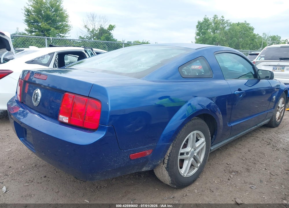2009 FORD MUSTANG VIN: 1ZVHT80N795142637