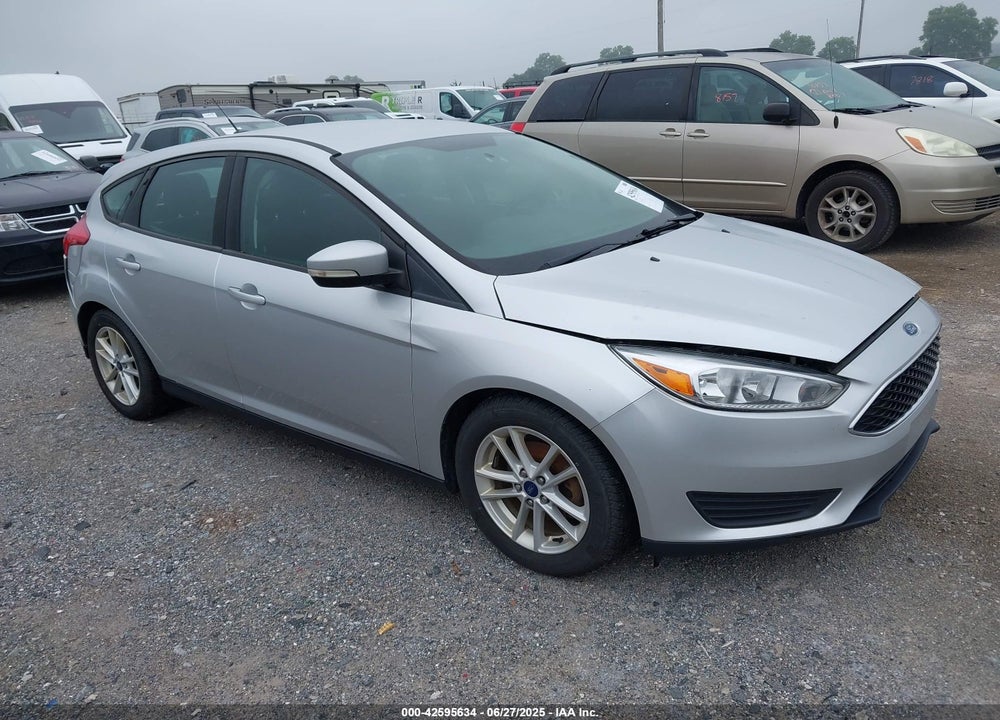 2017 FORD FOCUS SE VIN: 1FADP3K24HL321892