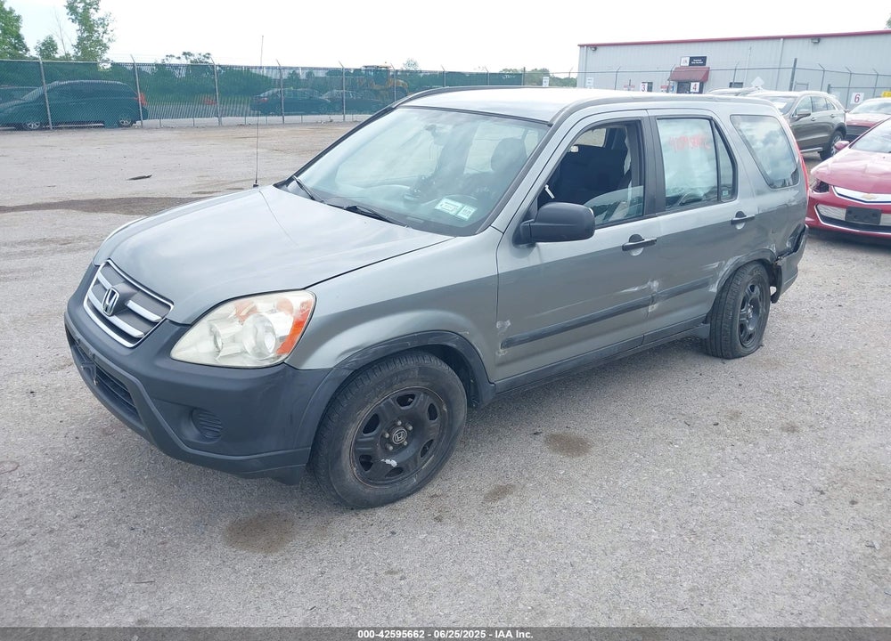2005 HONDA CR-V LX VIN: SHSRD78555U333753