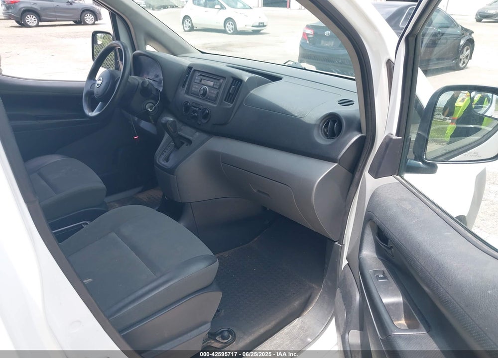2015 NISSAN NV200 S VIN: 3N6CM0KN6FK734330