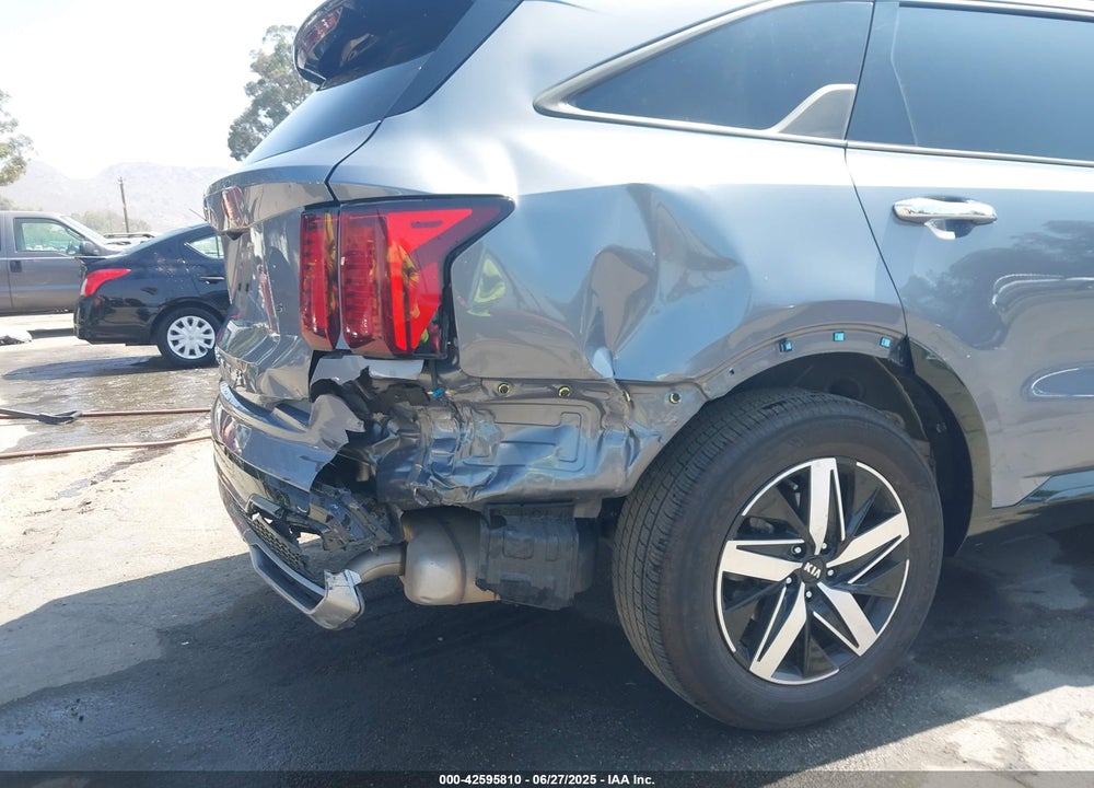 2021 KIA SORENTO S VIN: 5XYRL4LCXMG073937