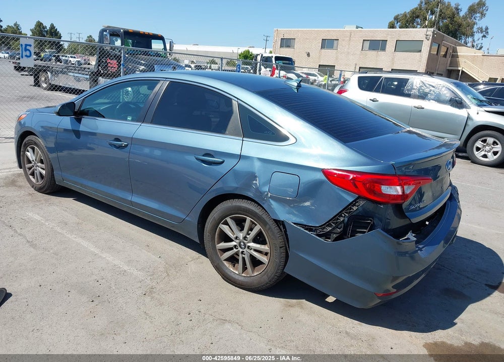 2015 HYUNDAI SONATA VIN: 5NPE24AF9FH180813