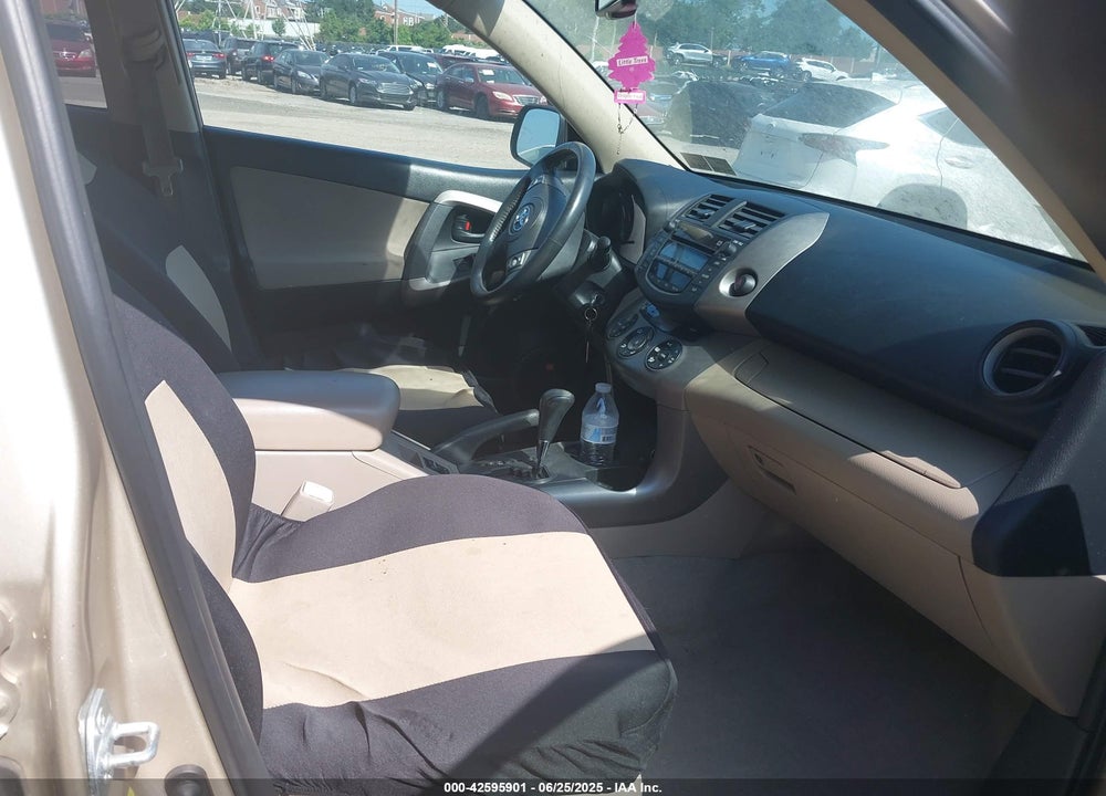 2007 TOYOTA RAV4 VIN: JTMBD31V076040062