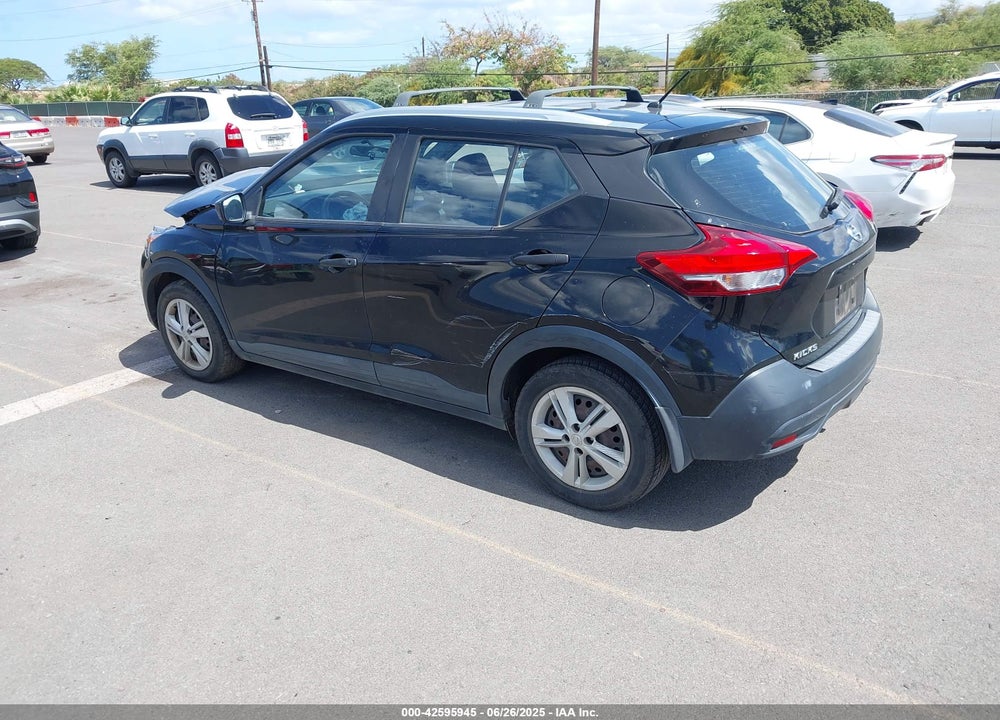 2018 NISSAN KICKS VIN: 3N1CP5CU2JL510247