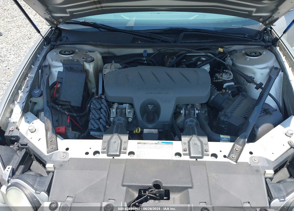 2007 BUICK LACROSSE CX VIN: 2G4WC582671113658