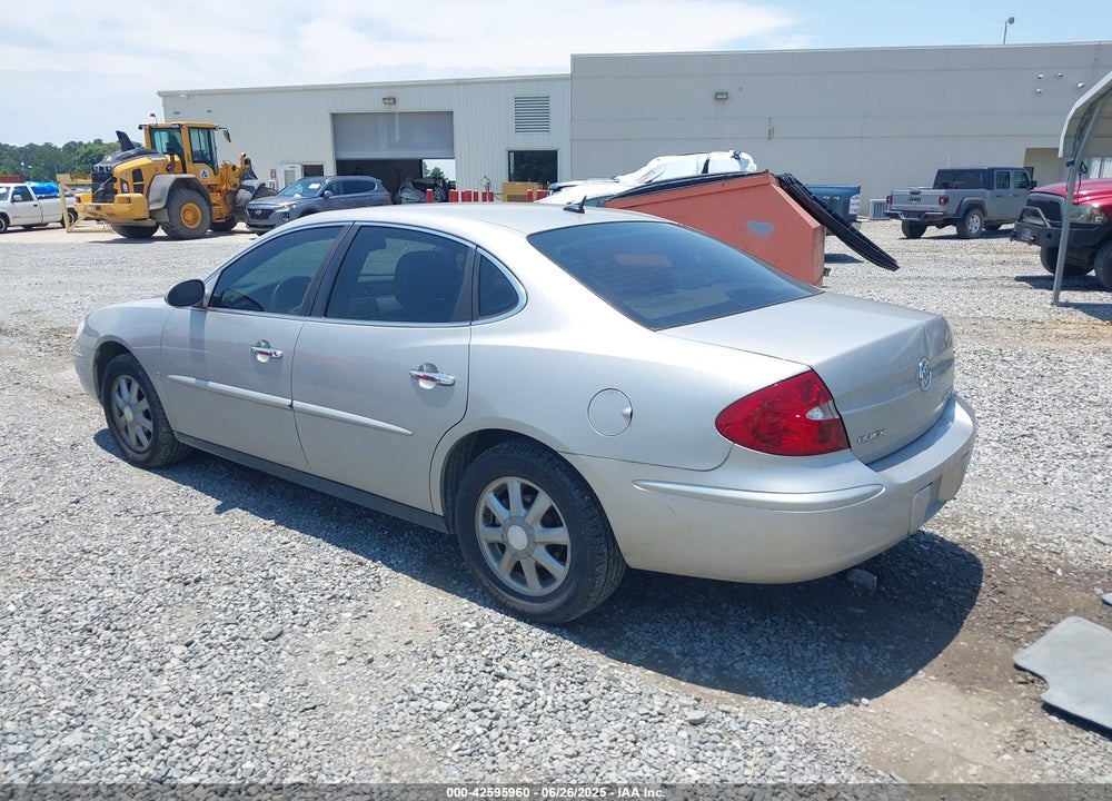 2007 BUICK LACROSSE CX VIN: 2G4WC582671113658