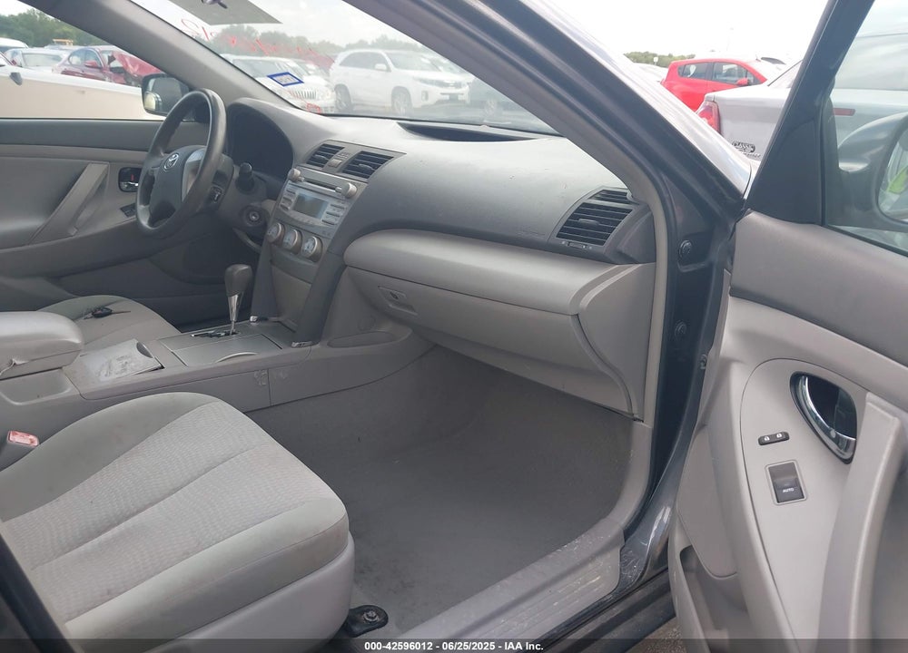 2011 TOYOTA CAMRY LE VIN: 4T1BF3EK8BU661351