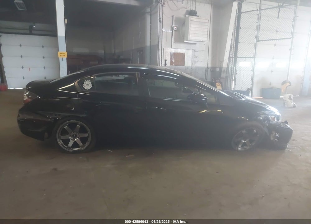 2014 HONDA CIVIC LX VIN: 19XFB2F51EE022137