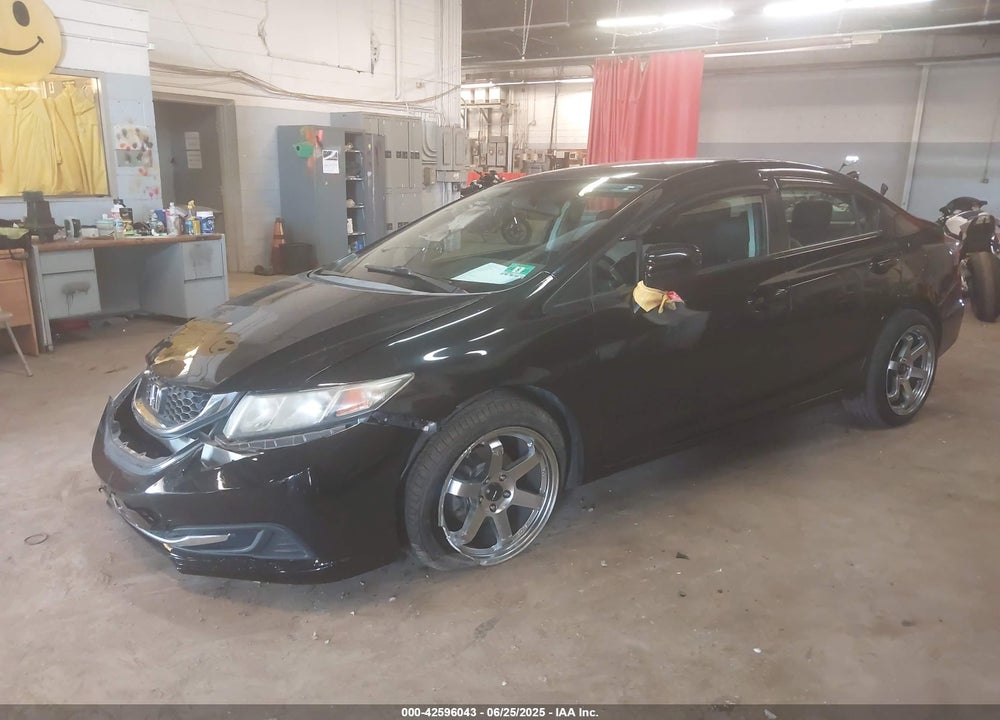2014 HONDA CIVIC LX VIN: 19XFB2F51EE022137