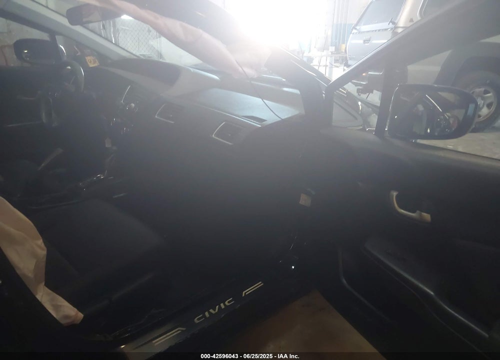2014 HONDA CIVIC LX VIN: 19XFB2F51EE022137
