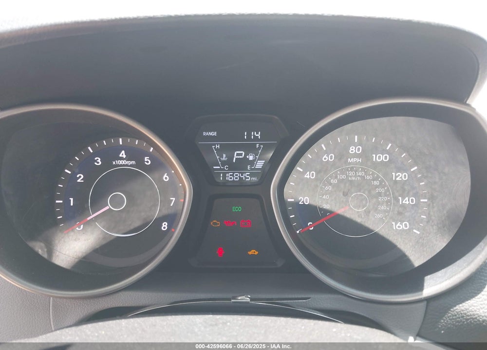 2016 HYUNDAI ELANTRA VIN: 5NPDH4AE3GH742790