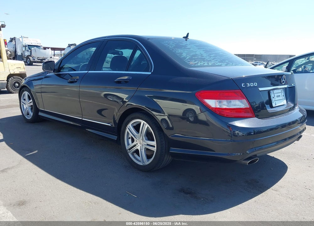 2009 MERCEDES-BENZ C 300 VIN: WDDGF54X29R042525