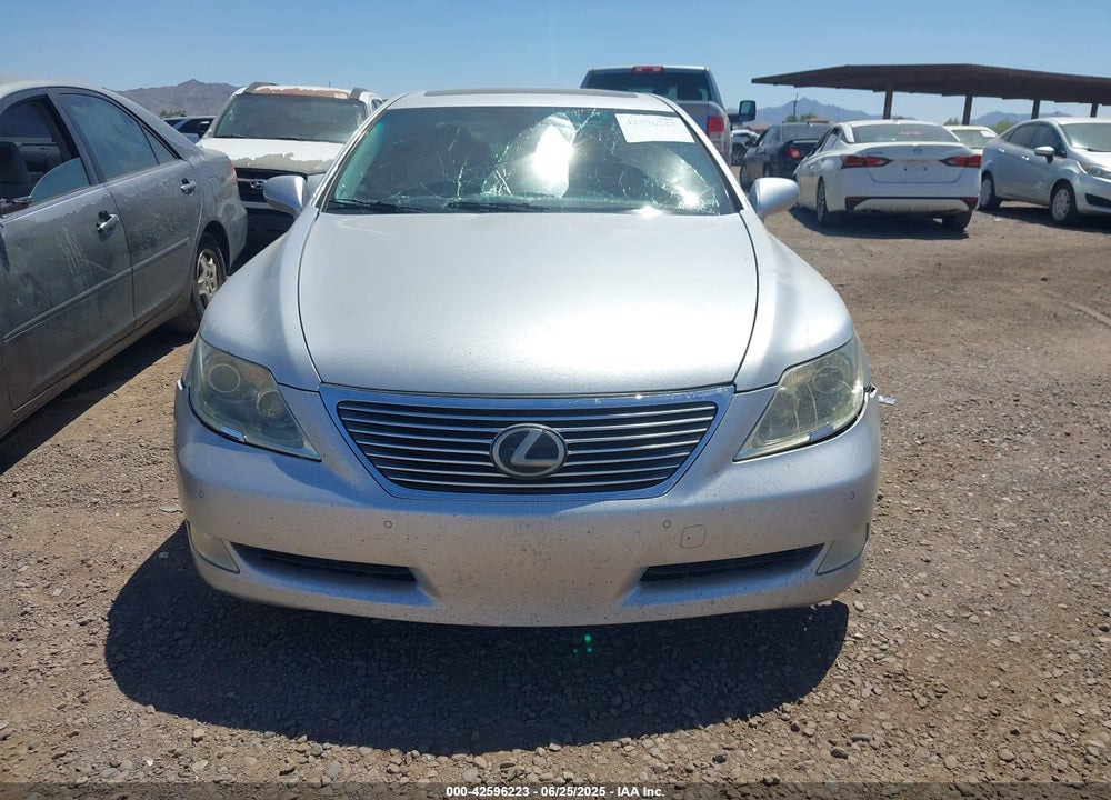 2007 LEXUS LS 460 L VIN: JTHGL46F275006371