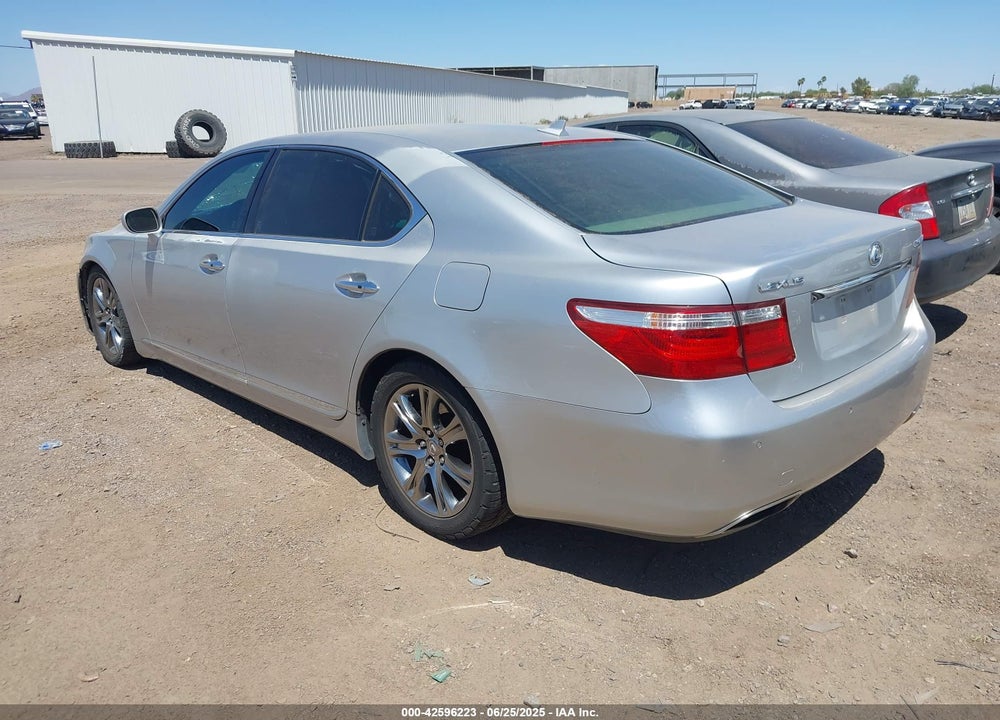 2007 LEXUS LS 460 L VIN: JTHGL46F275006371