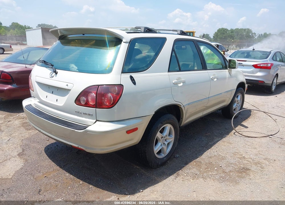 2000 LEXUS RX 300 VIN: JT6HF10U4Y0153672