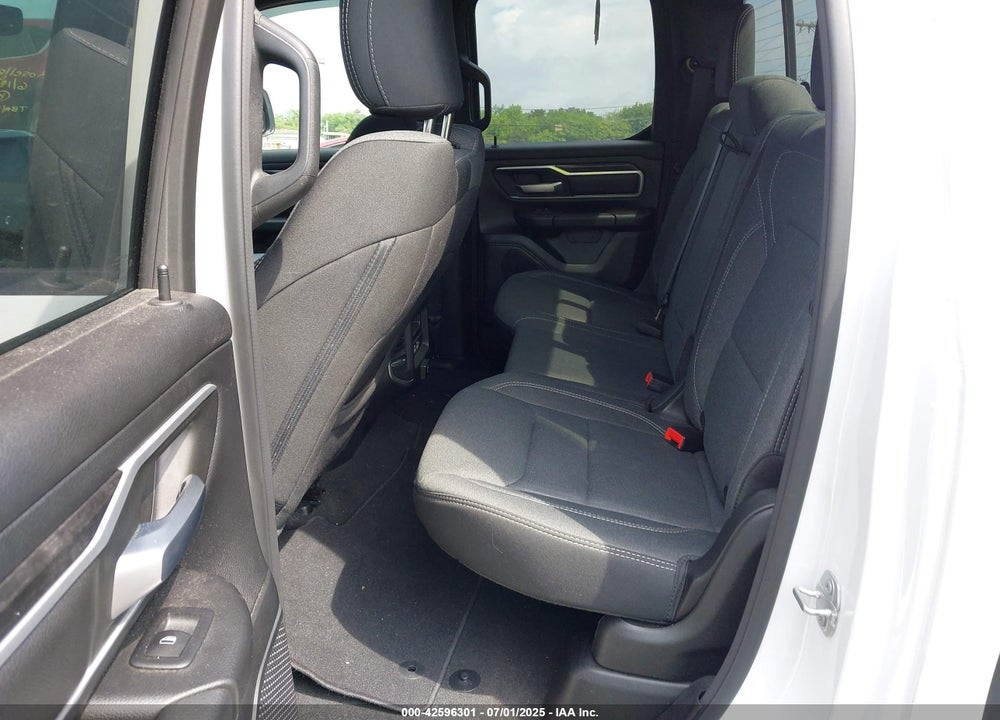 2021 RAM 1500 VIN: 1C6SRFBT9MN760100