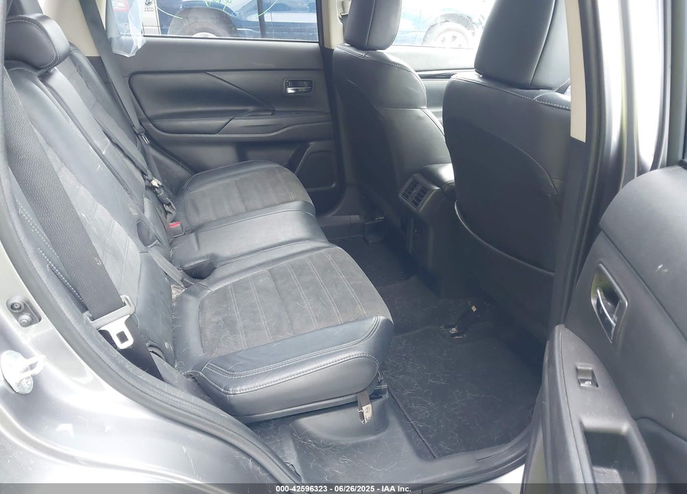 2019 MITSUBISHI OUTLANDER VIN: JA4AD3A39KZ027399
