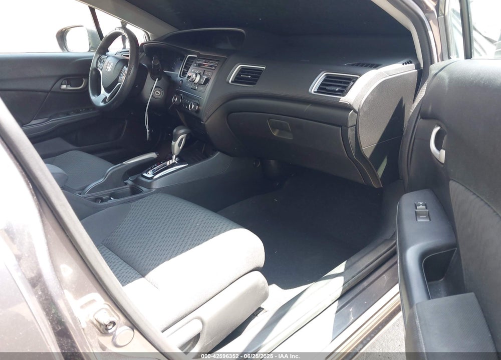 2015 HONDA CIVIC VIN: 19XFB2F50FE207085