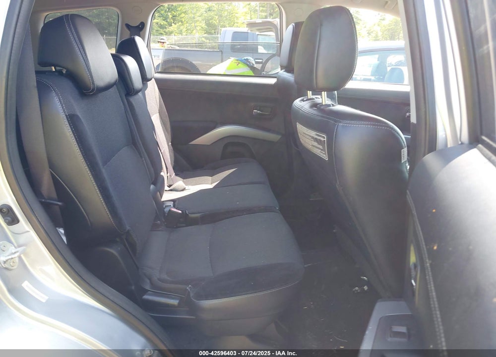 2010 MITSUBISHI OUTLANDER VIN: JA4JT4AX8AZ016386