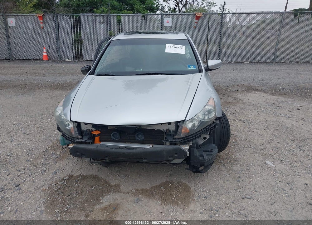 2009 HONDA ACCORD VIN: 1HGCP26809A085237
